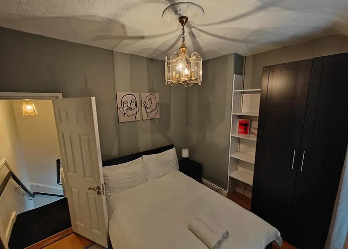 Delightful 3 Bed City House Prázdninový dům Dublin