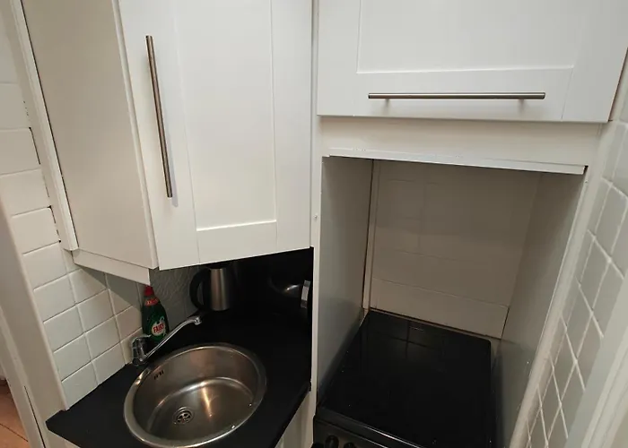 Delightful 3 Bed City House