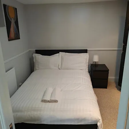 Feriehus Delightful 3 Bed City House *