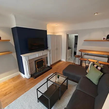 Delightful 3 Bed City House Hébergement de vacances Dublin